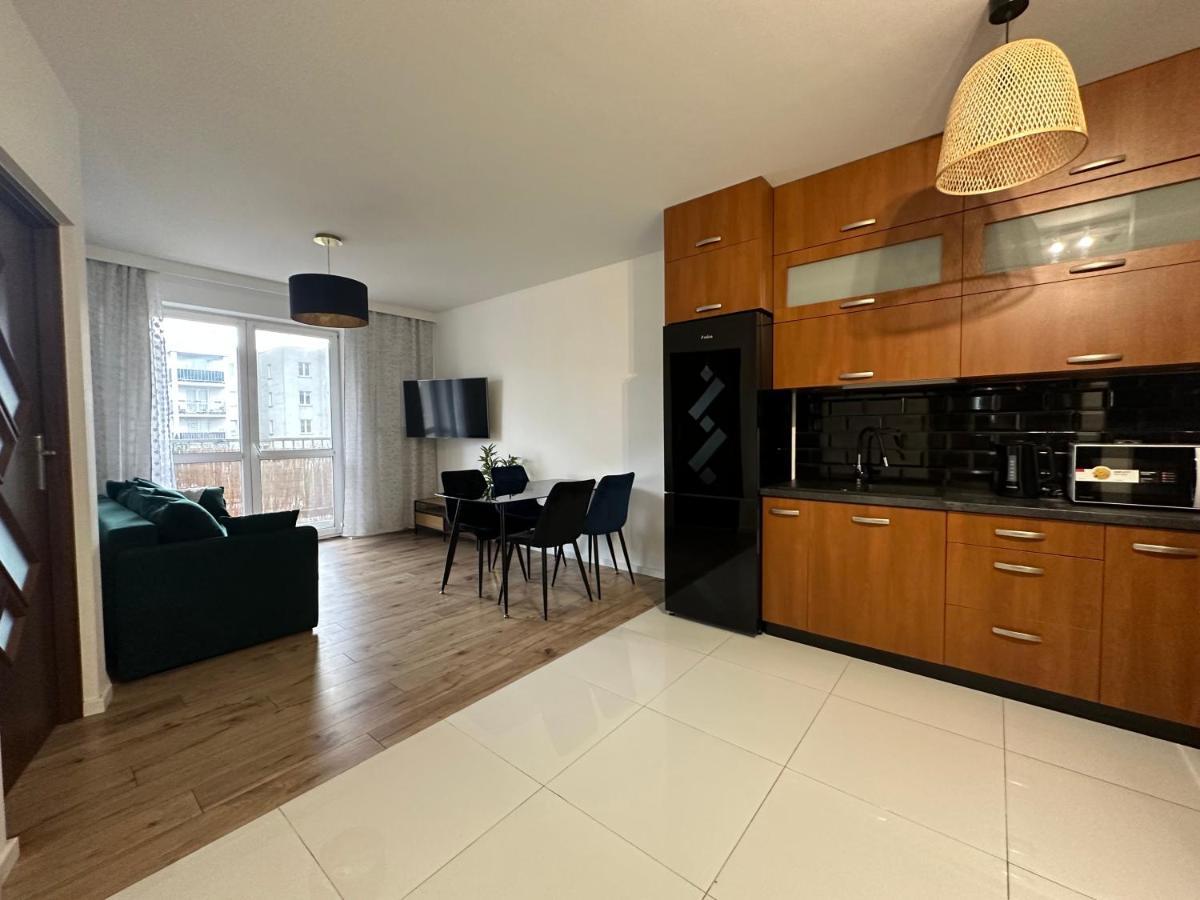 Sdh 3 Comfortable Near Warsaw Apartment Radzymin